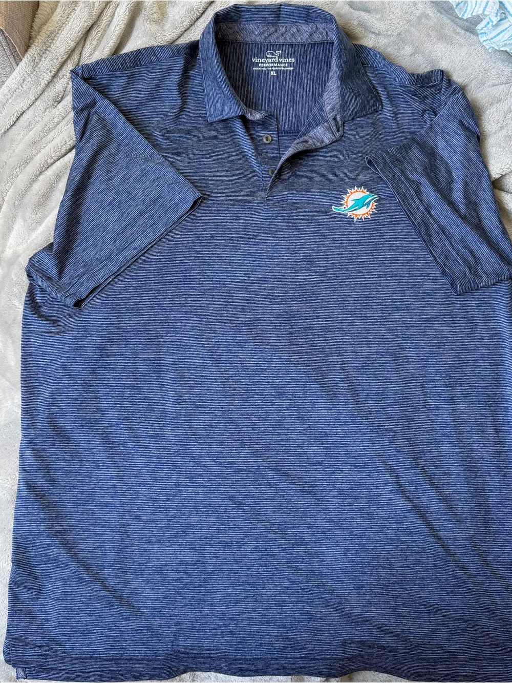 vineyard vines miami dolphins polo size XL